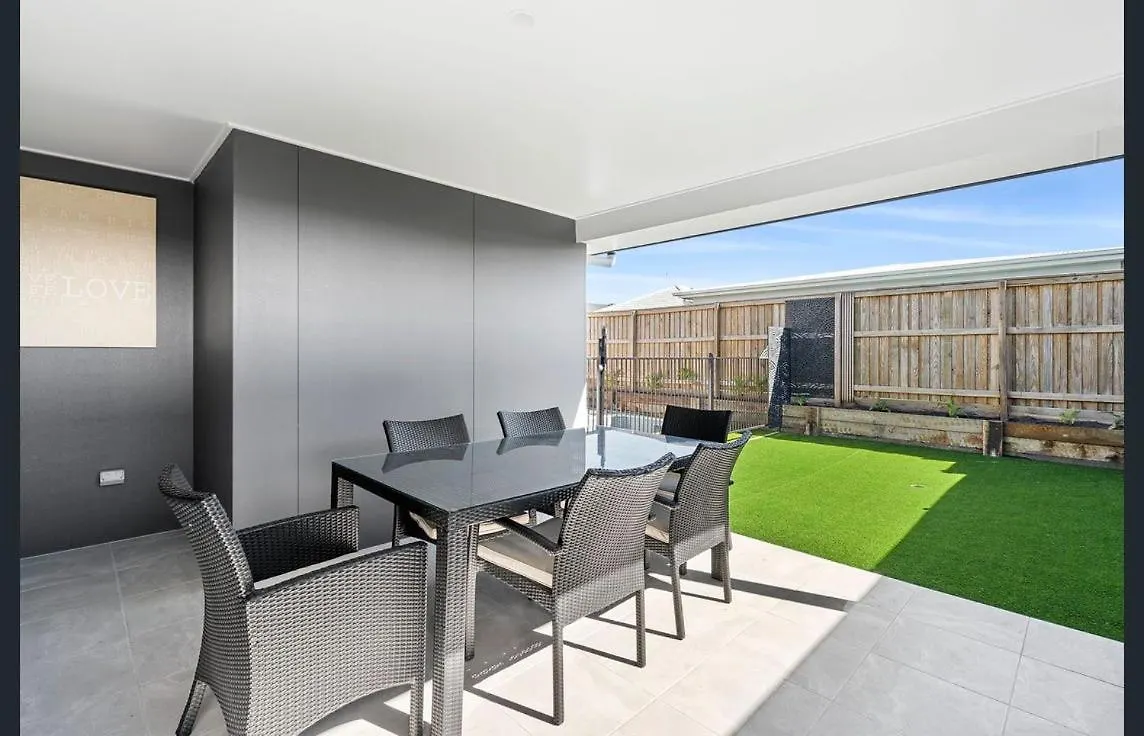 Holiday home Family-Perfect Home Relax, Swim, Explore, Repeat! Palmview