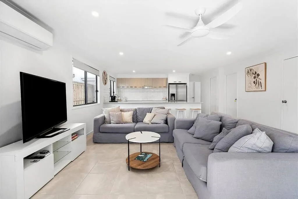 Holiday home Family-Perfect Home Relax, Swim, Explore, Repeat! Palmview Australia